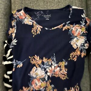 Isabel Maternity by Ingrid & Isabel Blue and Pink Blouse